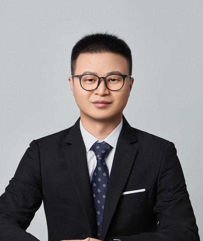 吴剑文当选武汉市高新技术产业协会新一届会长(图1)