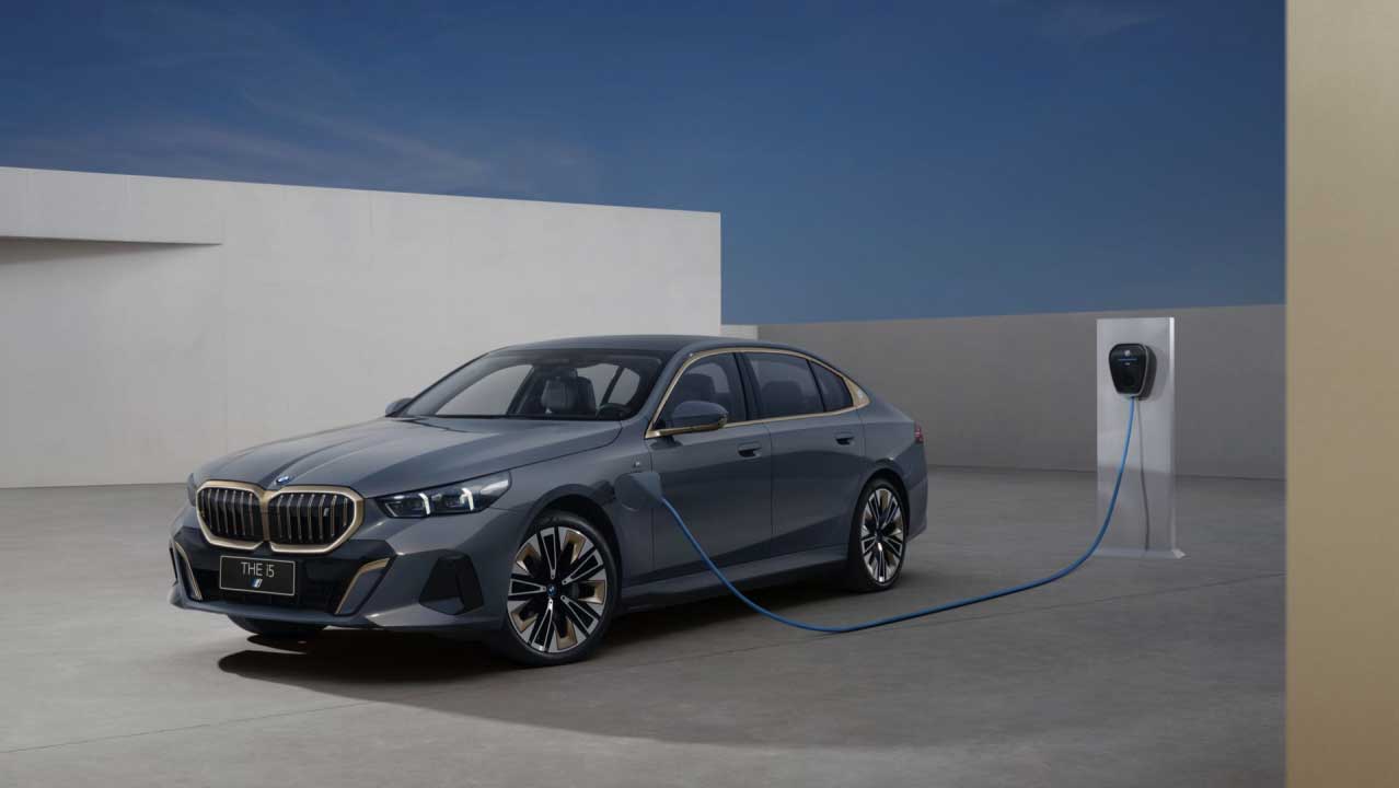 “油电双开” 开启BMW 5系“智能豪华”新起点(图9) “油电双开” 开启BMW 5系“智能豪华”新起点(图9)