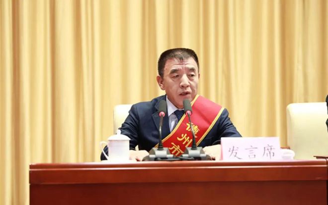 衡水人跃居德州首富:30岁白手起家不忘根(图8) 衡水人跃居德州首富:30岁白手起家不忘根(图8)
