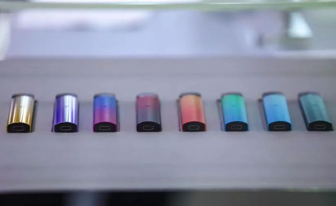 欠薪52万深圳一电子烟厂被曝恶意拖欠工资(图2) 欠薪52万深圳一电子烟厂被曝恶意拖欠工资(图2)