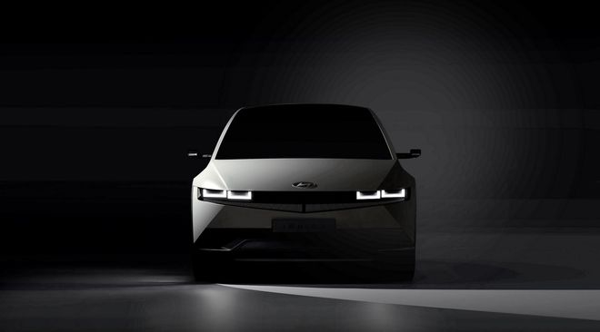 韩国现代Ioniq 5电动汽车剧透充电5分钟行驶200里(图3)