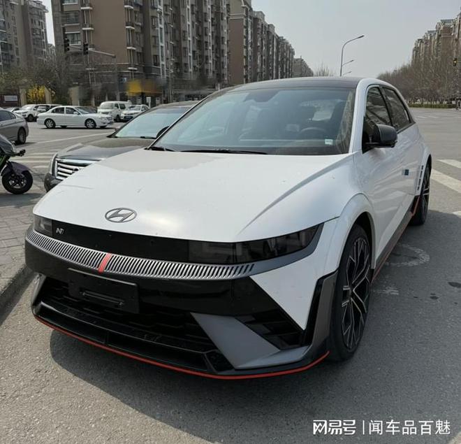 现代IONIQ 5 N现身国内街头零百34S还带800V超充+模拟声浪(图2) 现代IONIQ 5 N现身国内街头零百34S还带800V超充+模拟声浪(图2)