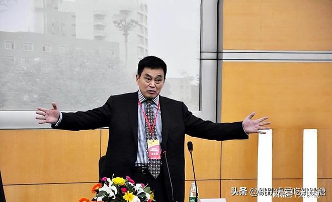 生了4个儿子却因家里穷把儿子送人没想到4个都成了亿万富豪(图12) 生了4个儿子却因家里穷把儿子送人没想到4个都成了亿万富豪(图12)