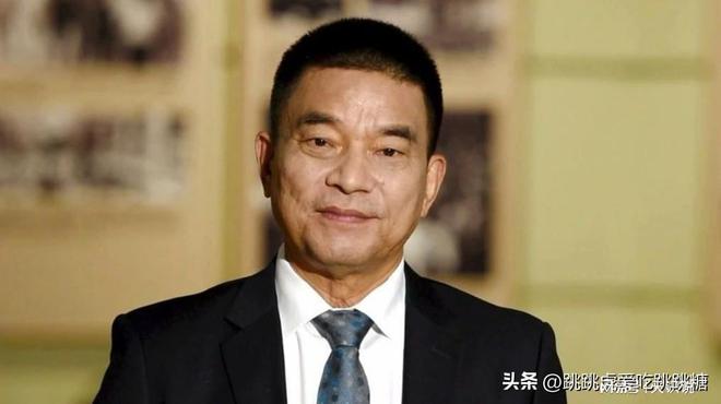 生了4个儿子却因家里穷把儿子送人没想到4个都成了亿万富豪(图18) 生了4个儿子却因家里穷把儿子送人没想到4个都成了亿万富豪(图18)