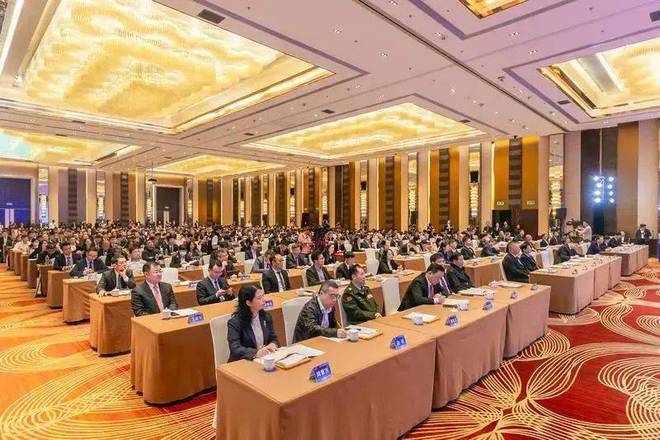 推进产业与科技融合聚变拼出一个不断向上向前的现代化佛山(图1) 推进产业与科技融合聚变拼出一个不断向上向前的现代化佛山(图1)